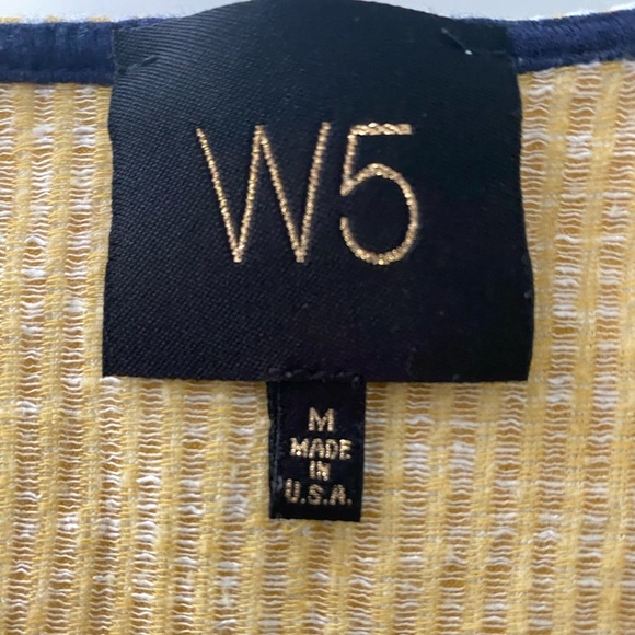 W5 Blouse Women’s Medium M Yellow White Striped Short Sleeve Square Neck Stretch - Picture 4 of 6